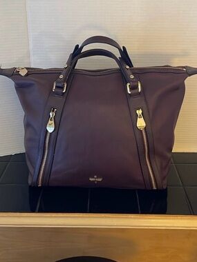 Pour la Victoire Leather bag